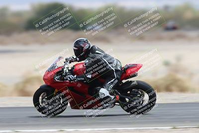 media/May-05-2025-Moto Forza (Mon) [[3c1838c5e5]]/2-B Group/Session 3 (Panning Test Turn 14 Inside)/